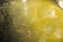 Шаг 17: В кастрюле или в сотейнике …