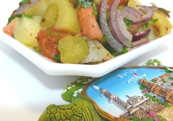 Рецепт: Patates salatasi или Картофельный салат