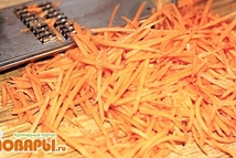 Шаг 1: Куриные пупки подготовить, отчистить от …