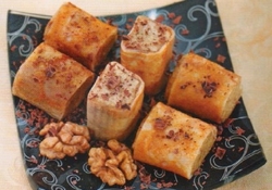 Рецепт: Ролл с грецкими орехами