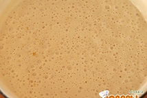 Шаг 1: Взбить блендером молоко (я слегка …