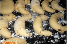 Шаг 8: Еще можно сделать рогалики с …