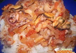 Рецепт: Морепродукты с помидорками