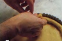 Шаг 5: Разомните руками смесь, желательно на …