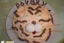 Шаг 8: На присыпанной пудрой доске, раскатать …