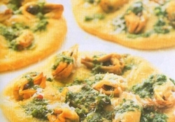 Рецепт: Пицца с мидиями и песто