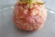 Шаг 2: Обваливаем в сухарях. Ставим в …