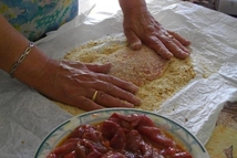 Шаг 1: Филе телятины, заливается взбитыми со …