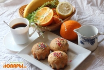 Шаг 3: Смешиваем пудру и ложку лимонного …