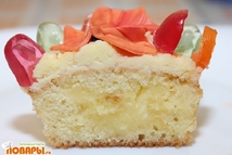 Шаг 4: Крем: Сливочный сыр взбить миксером …