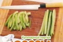 Шаг 1: Огурец и авокадо вымыть, очистить …