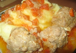 Рецепт: Тефтельки с картофельным пюре