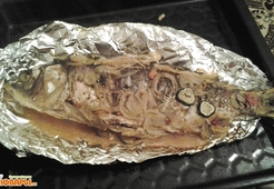 Карп, запеченный с овощами