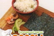 Шаг 1: Креветки отварить, очистить от панциря, …