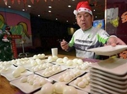 160 яиц за 40 минут!