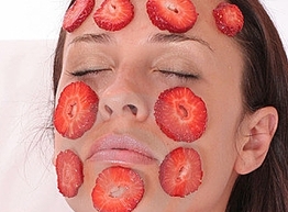 Статья: Ягодные процедуры для вашей кожи