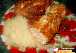 Рецепт: Куриный рулет с сюрпризом внутри