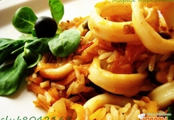 Греческий плов с мидиями и кольцами кальмара