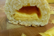 Шаг 3: Свернуть лепешки в рулетики. Уложить …