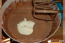 Шаг 1: Взбить сахар с яйцами до …