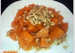 Рецепт: Тыква в сиропе с орехами 