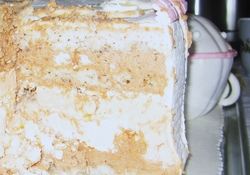 Рецепт: Toрт Ореховый с шоколадным кремом и прослойкой безе