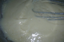 Шаг 4: Массу поставить на медленный огонь …