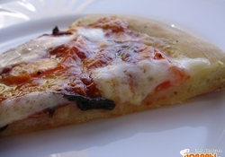 Рецепт: Пицца-маргарита на скорую руку