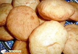 Рецепт: Золотистые баурсаки. Казахский хлеб