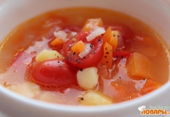 Рисовый суп с помидорами черри