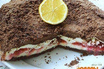 Шаг 3: На тесто выложить часть творога, …