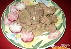 Рецепт: Куриная печень в сырном соусе