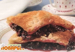 Рецепт: Пирог с черникой