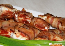 Рецепт: Белая рыба в беконе