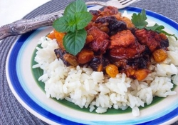 Рецепт: Мясо с сухофруктами