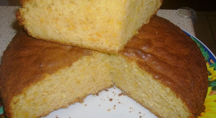 Бисквит с белым шоколадом и апельсиновой цедрой