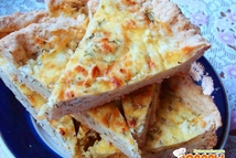 Шаг 3: Приготовить заливку. Взбить яйца со …