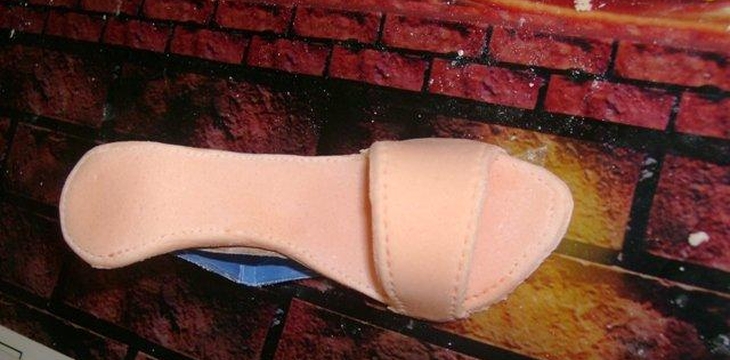 Шаг №4 Туфелька из мастики от Annula