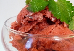 Рецепт: Вишнёвое мороженое