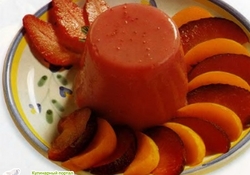 Рецепт: Желе из клубники и йогурта 