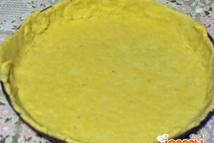 Шаг 1: Готовим тесто. На крупной терке …