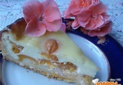 Пирог абрикосовый со сметанным кремом