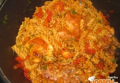 Макароны с курицей