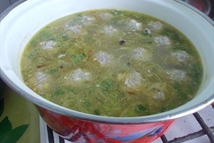 Шаг 4: Дождавшись, пока картофель сварится до …