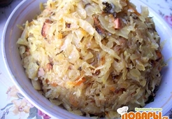 Квашеная капуста, тушеная с яблоками