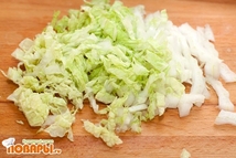 Шаг 1: листочки салата хорошо вымыть и …