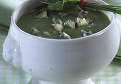 Суп-пюре из шпината с сыром  