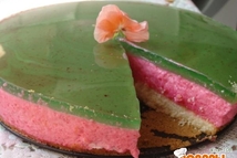 Шаг 3: Готовим суфле. Вишневое желе добавляем …