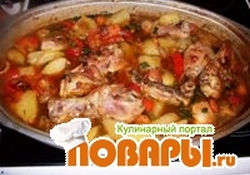 Рецепт: Тушеная курица с овощами