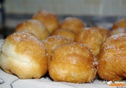Рецепт: Пончики в лимонном сиропе